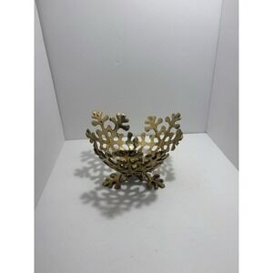 CHRISTMAS ‎ GOLD SNOW FLAKE PATTERN  HOLIDAY DISH, MADE IN INDIA BOWL
